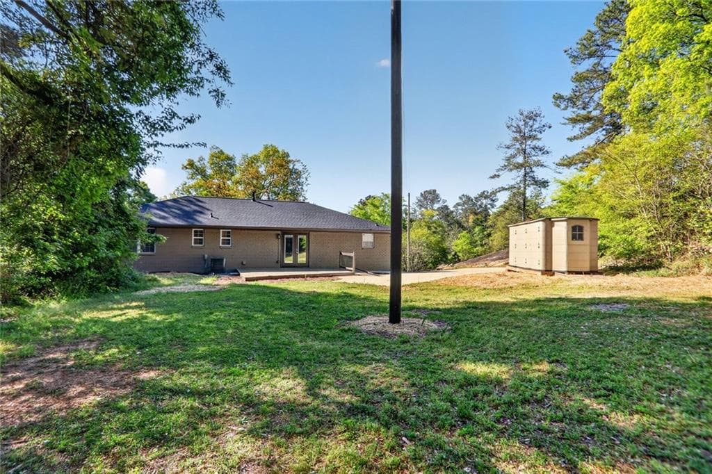 3 bedroom, 2 bathroom, 1,455 sq ft single family residence under contract at 1971 Wilson Road, Conyers, GA 30012 — photo 10