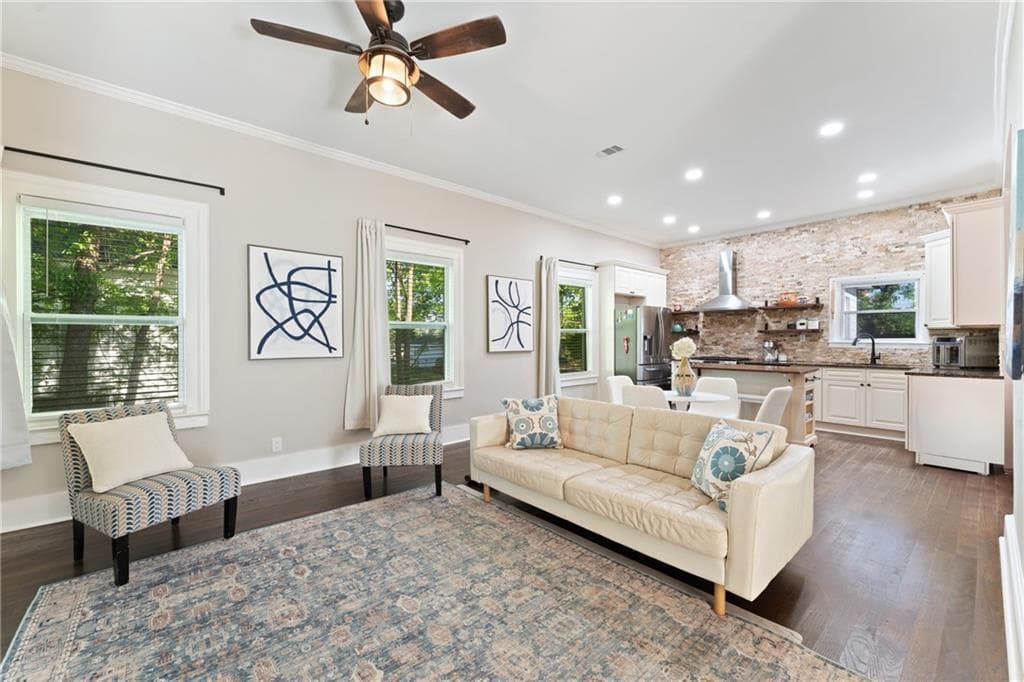 4 bedroom, 2 bathroom, 1,624 sq ft single family residence for sale at 6 Defender Street, Cartersville, GA 30120 — photo 3