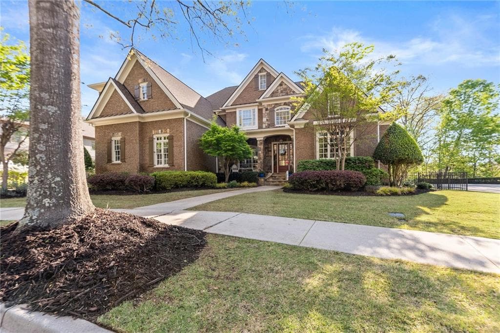 5 bedroom, 7 bathroom, 8,653 sq ft single family residence for sale at 6221 Random Winds Bluff, Gainesville, GA 30506 — photo 9