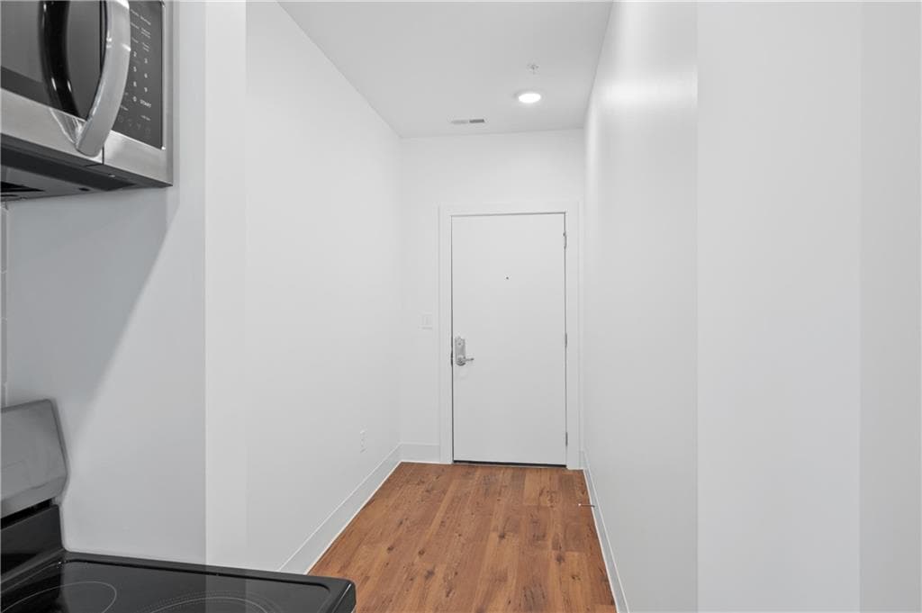 1 bedroom, 1 bathroom, 756 sq ft apartment for rent at 456 Flat Shoals Avenue 407, Atlanta, GA 30316 for $1,750 a month — photo 3