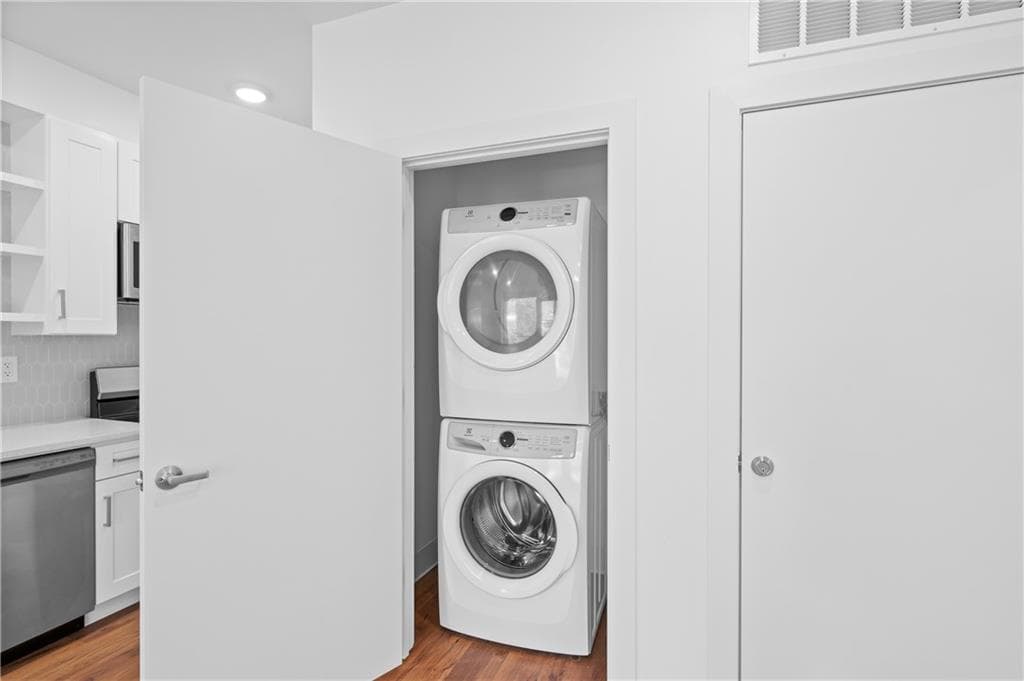 1 bedroom, 1 bathroom, 756 sq ft apartment for rent at 456 Flat Shoals Avenue 407, Atlanta, GA 30316 for $1,750 a month — photo 9