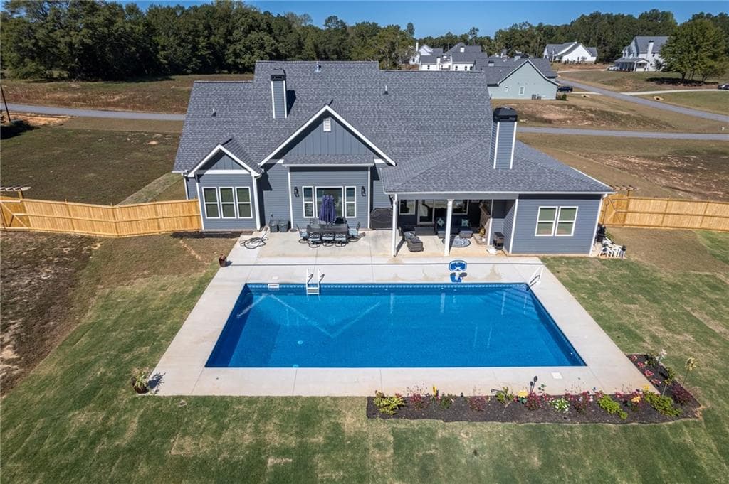 5 bedroom, 3 bathroom, 3,262 sq ft single family residence for sale at 255 Old Town Road, Dacula, GA 30019 — photo 2