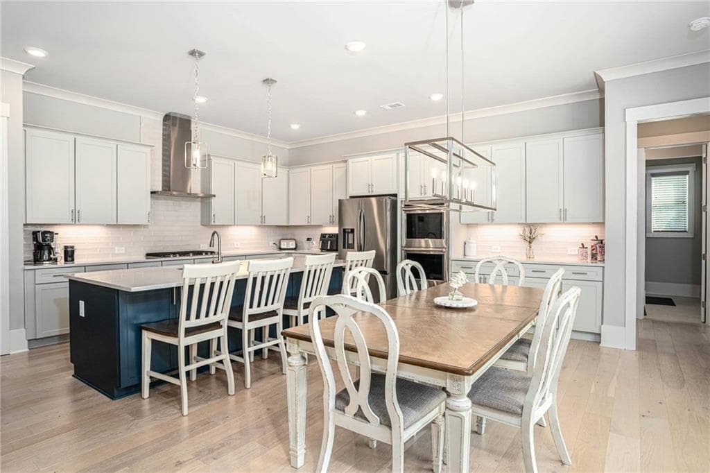 5 bedroom, 3 bathroom, 3,262 sq ft single family residence for sale at 255 Old Town Road, Dacula, GA 30019 — photo 4