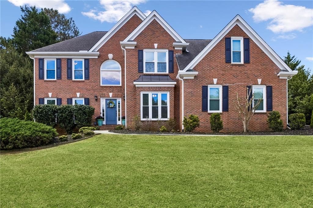 6 bedroom, 4 bathroom, 4,192 sq ft single family residence sold at 5428 Glencastle Way, Suwanee, GA 30024