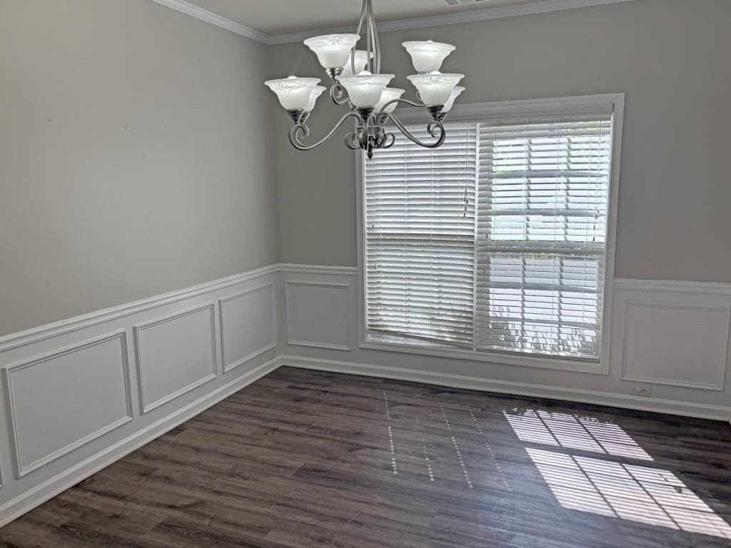 4 bedroom, 3 bathroom, 3,322 sq ft single family residence under contract at 1450 Mystic Ridge Place, Cumming, GA 30040 — photo 2