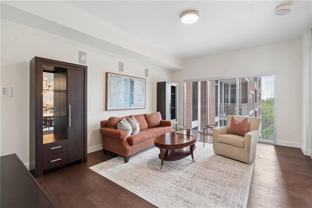 2 bedroom, 3 bathroom, 1,521 sq ft condominium for sale at 1820 Peachtree Street 704, Atlanta, GA 30309 — photo 5