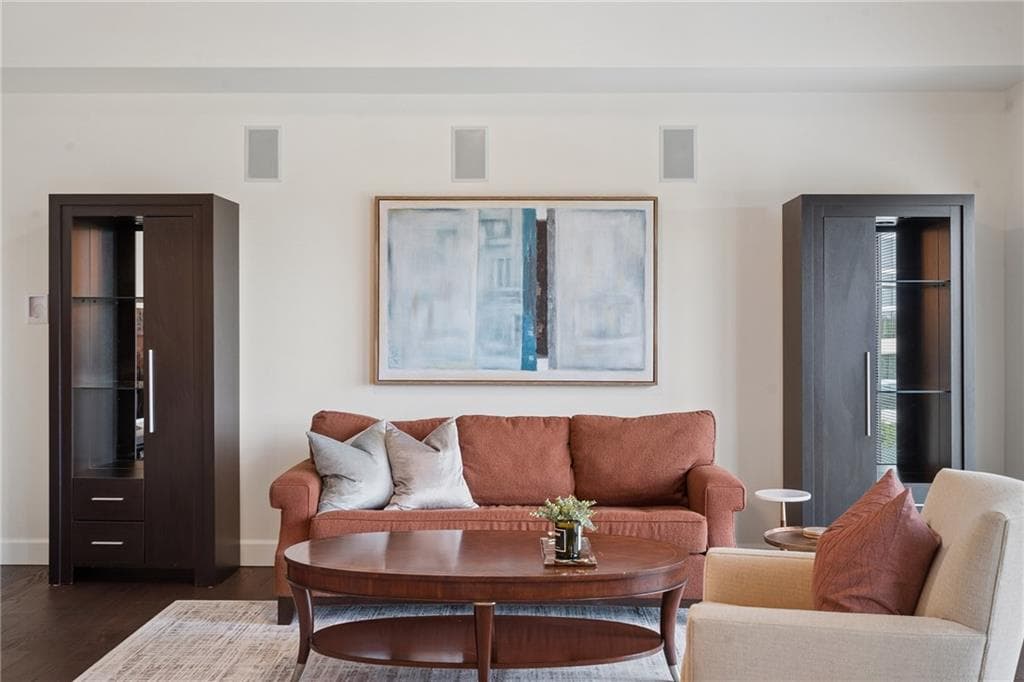 2 bedroom, 3 bathroom, 1,521 sq ft condominium for sale at 1820 Peachtree Street 704, Atlanta, GA 30309 — photo 6
