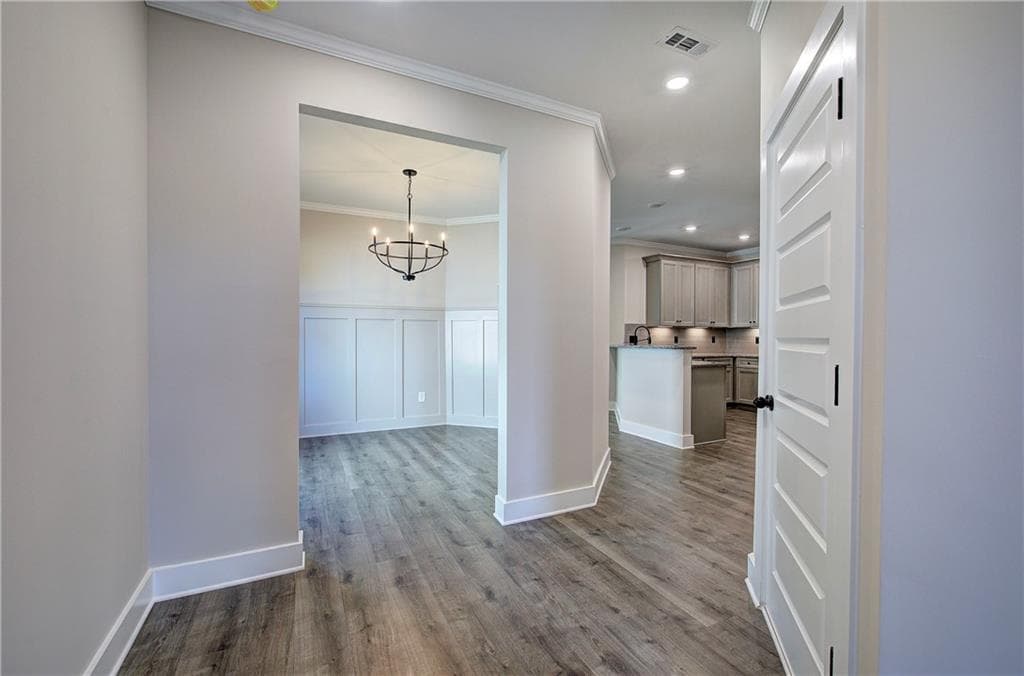 4 bedroom, 3 bathroom, 1,879 sq ft single family residence for sale at 258 Summit Height Drive, Cartersville, GA 30121 — photo 4