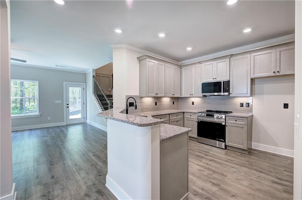4 bedroom, 3 bathroom, 1,879 sq ft single family residence for sale at 258 Summit Height Drive, Cartersville, GA 30121 — photo 8