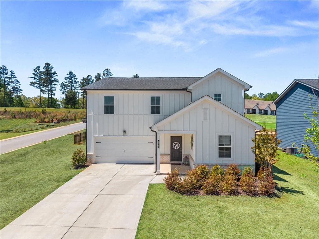 4 bedroom, 3 bathroom, 2,835 sq ft single family residence for sale at 177 Sweet Briar Way, Homer, GA 30547 — photo 2