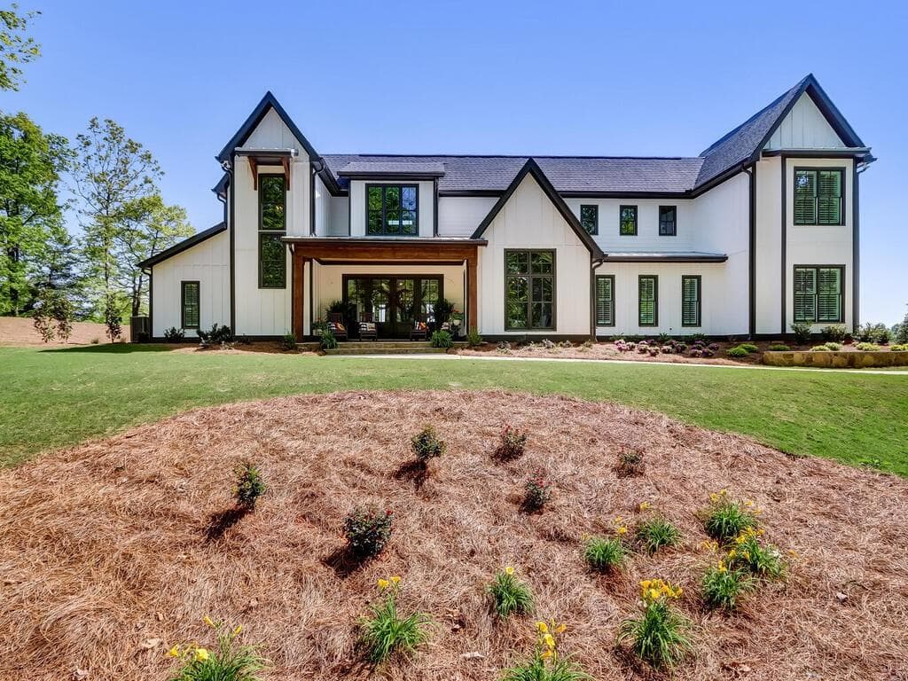 7 bedroom, 8 bathroom, 4,677 sq ft single family residence for sale at 183 Barrett Circle, Dahlonega, GA 30533