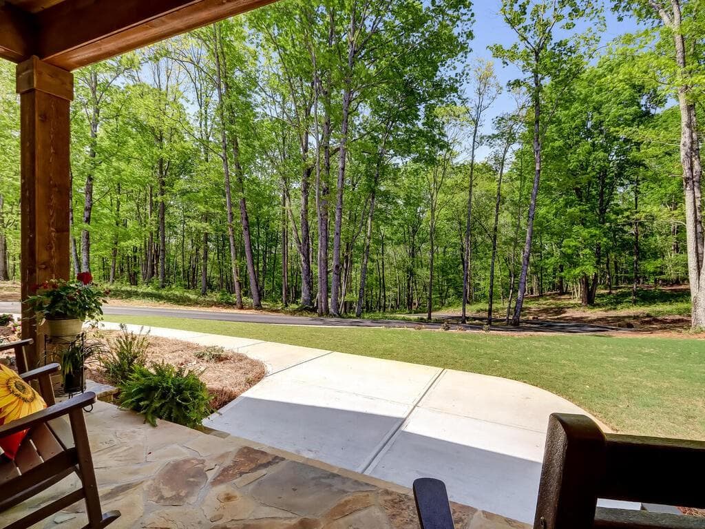 7 bedroom, 8 bathroom, 4,677 sq ft single family residence for sale at 183 Barrett Circle, Dahlonega, GA 30533 — photo 8