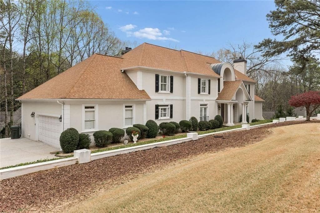 8500 Valemont Drive, Sandy Springs, GA 30350 — most recent listing photo