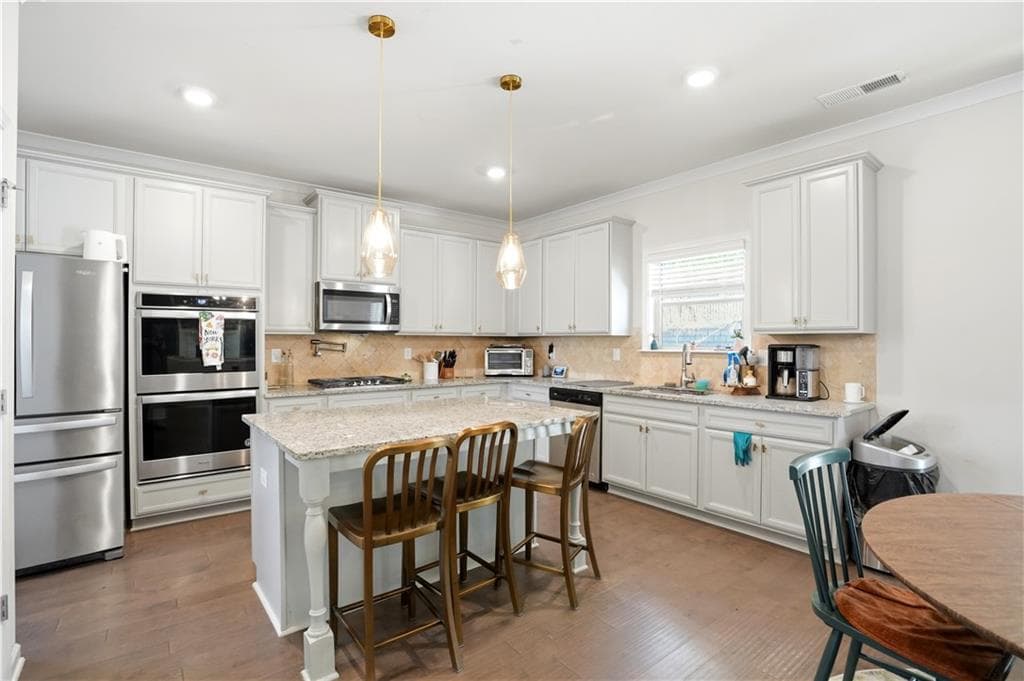 5 bedroom, 4 bathroom, 3,684 sq ft single family residence for sale at 2715 Ridge Manor Drive, Dacula, GA 30019 — photo 7