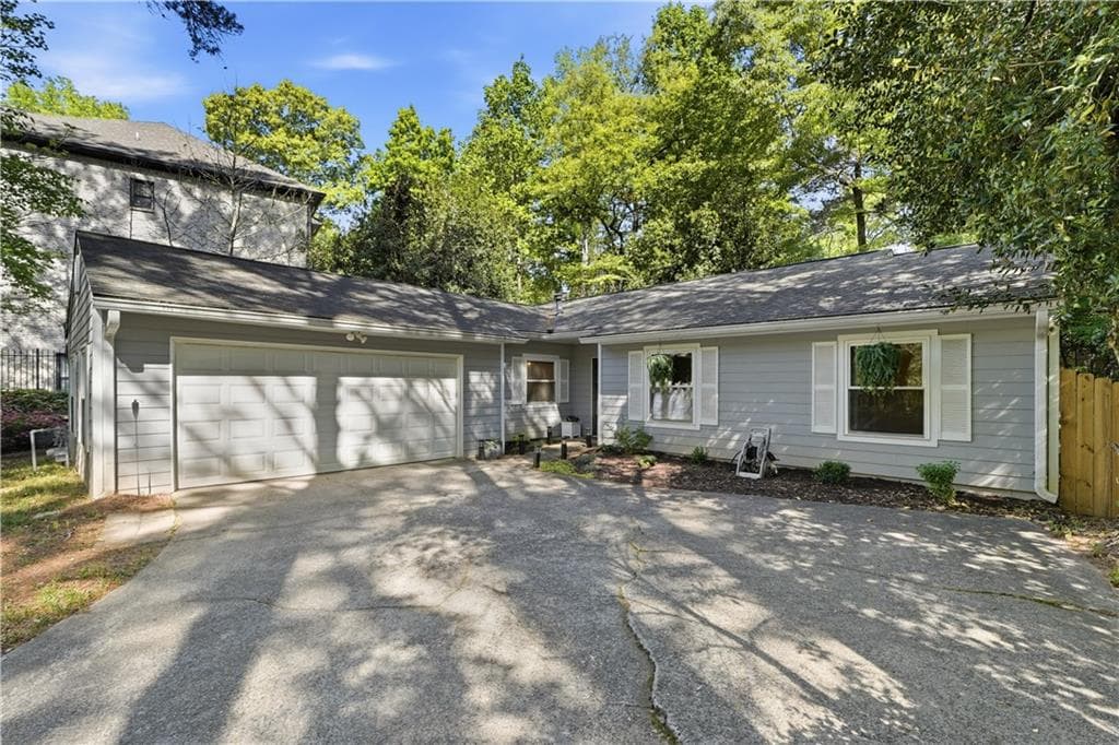 3 bedroom, 2 bathroom, 1,540 sq ft single family residence sold at 2645 Indian Lake Drive, Marietta, GA 30062