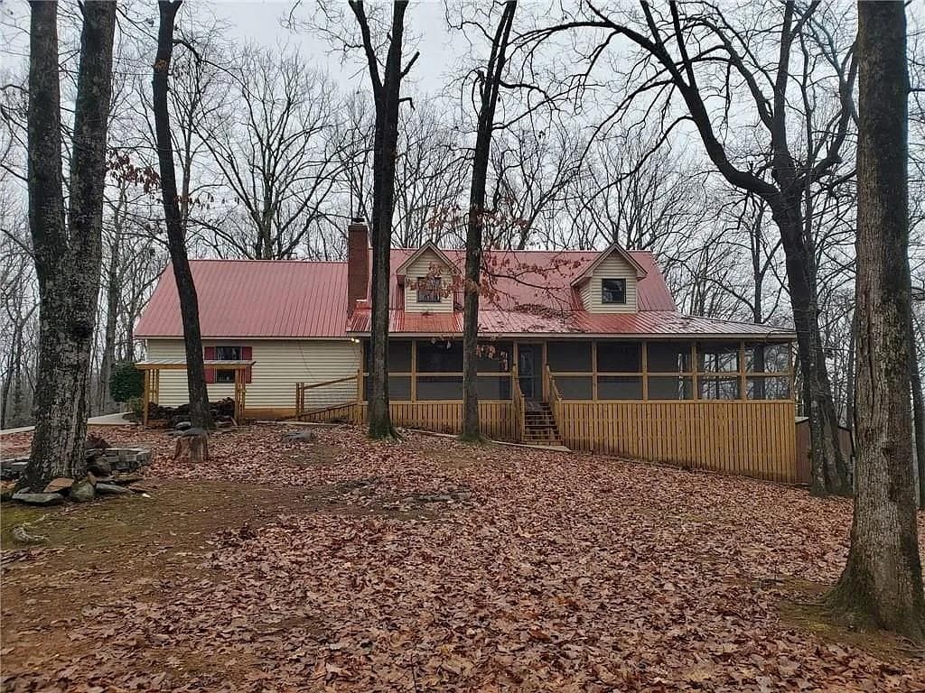 4 bedroom, 3 bathroom, 2,800 sq ft single family residence for rent at 7591 S Chestatee Street, Dahlonega, GA 30533 for $2,750 a month — photo 4