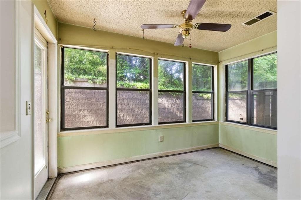 2 bedroom, 2 bathroom, 1,325 sq ft condominium for sale at 1980 Variations Drive, Atlanta, GA 30329 — photo 10