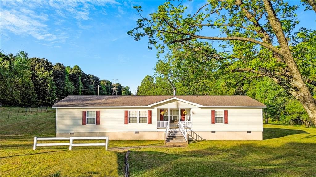 3 bedroom, 2 bathroom, 1,792 sq ft single family residence for sale at 4940 Flat Creek Road, Oakwood, GA 30566
