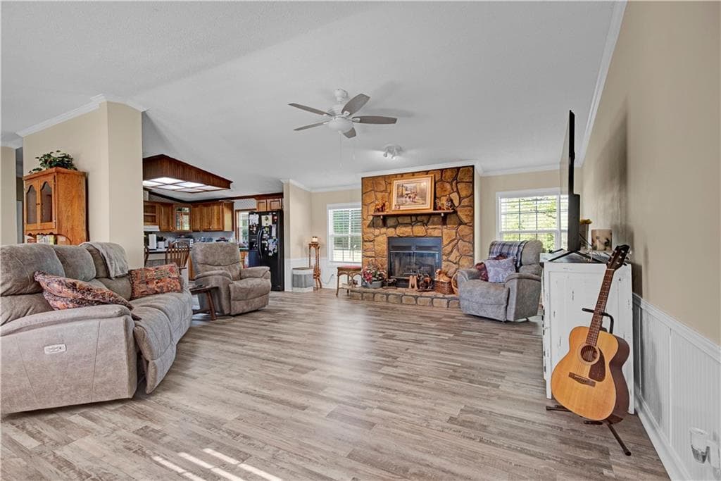 3 bedroom, 2 bathroom, 1,792 sq ft single family residence for sale at 4940 Flat Creek Road, Oakwood, GA 30566 — photo 3