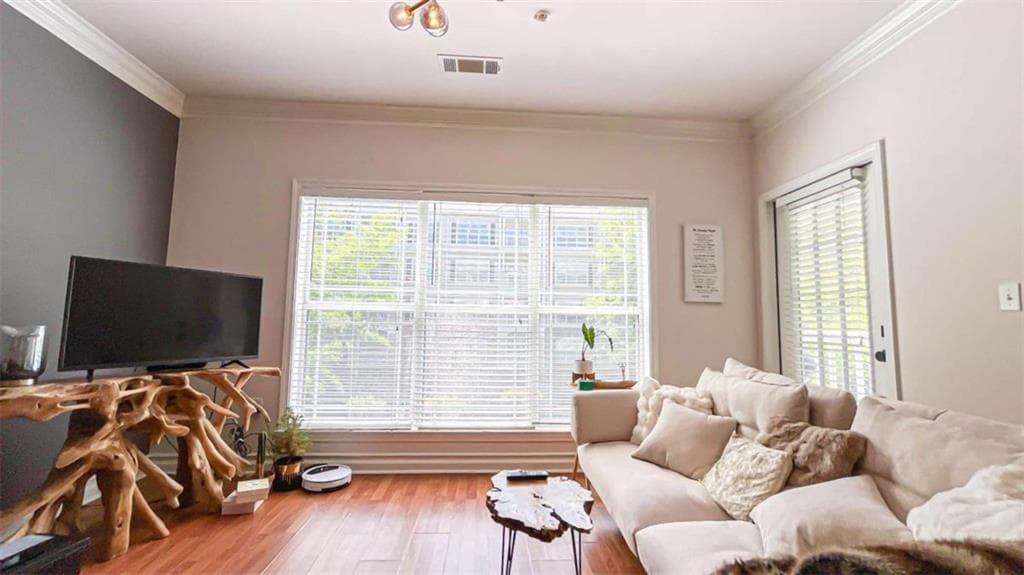 1 bedroom, 1 bathroom, 736 sq ft condominium for sale at 4333 Dunwoody Park 1209, Atlanta, GA 30338 — photo 10