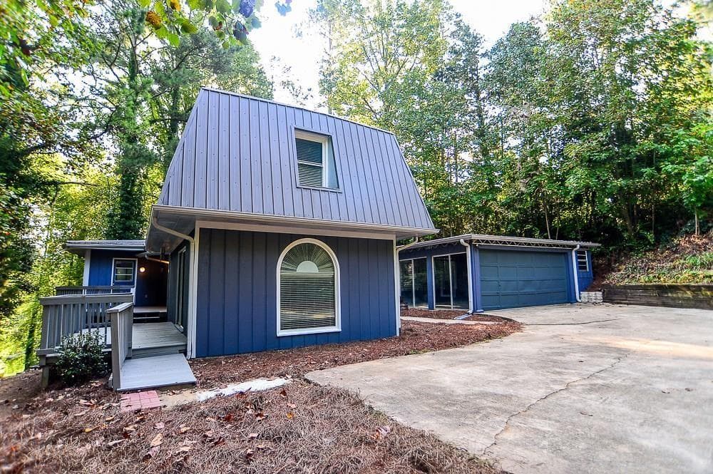 3 bedroom, 3 bathroom, 1,973 sq ft single family residence for sale at 240 Chappell Road, Dawsonville, GA 30534 — photo 1 of 37