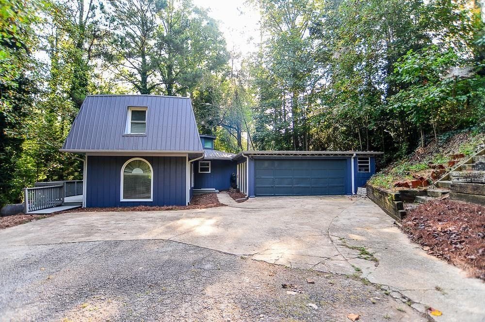 3 bedroom, 3 bathroom, 1,973 sq ft single family residence for sale at 240 Chappell Road, Dawsonville, GA 30534 — photo 2