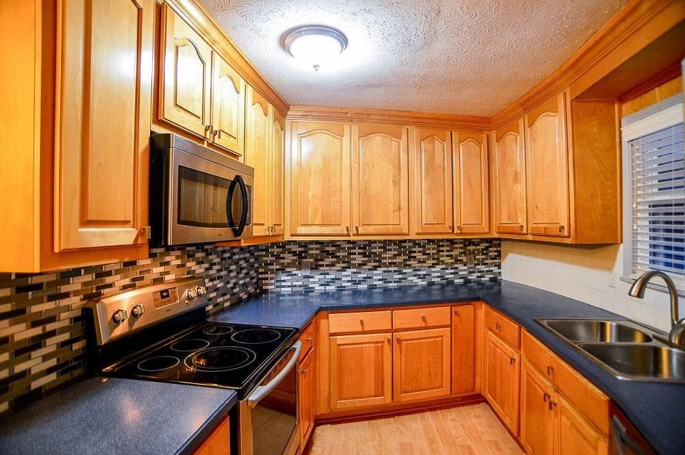 3 bedroom, 3 bathroom, 1,973 sq ft single family residence for sale at 240 Chappell Road, Dawsonville, GA 30534 — photo 7