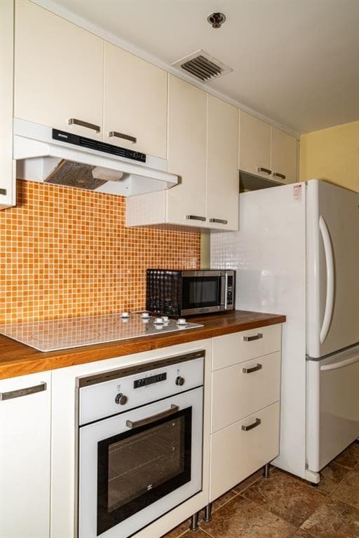 1 bedroom, 1 bathroom, 645 sq ft condominium for sale at 1280 W Peachtree Street 3211, Atlanta, GA 30309 — photo 7