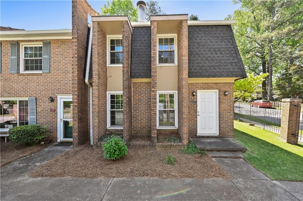 3 bedroom, 3 bathroom, 1,452 sq ft condominium for sale at 1101 Scott Boulevard, Decatur, GA 30030