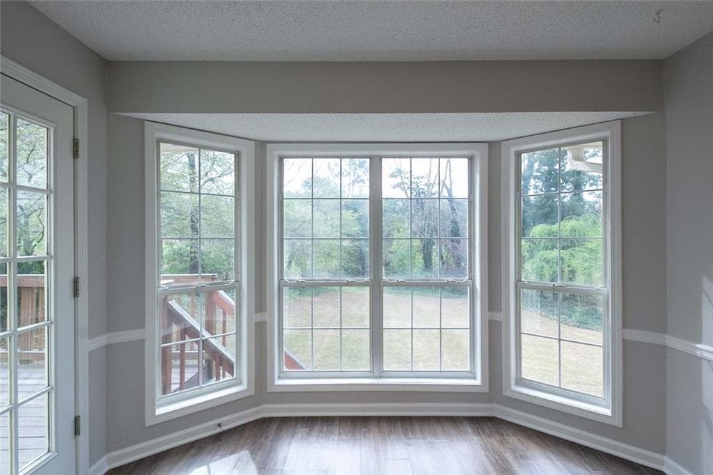 4 bedroom, 3 bathroom, 2,686 sq ft single family residence for sale at 1625 Huntington Hill Trace, Buford, GA 30519 — photo 6