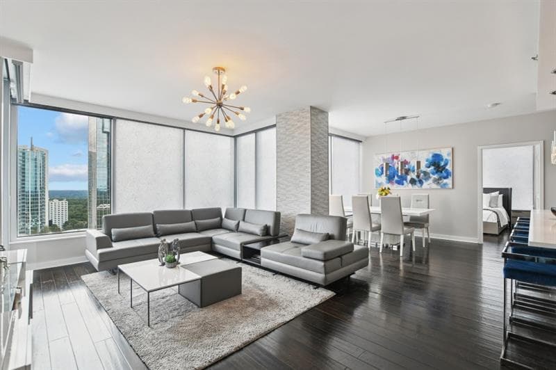 2 bedroom, 3 bathroom, 1,508 sq ft condominium sold at 3338 Peachtree Road 2607, Atlanta, GA 30326
