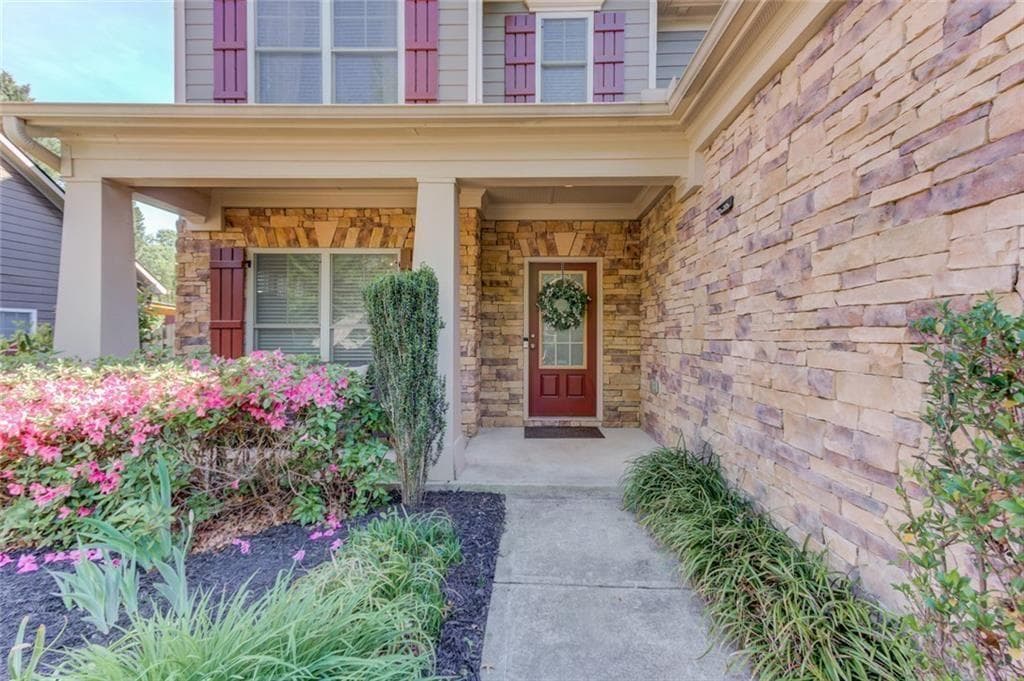 4 bedroom, 3 bathroom, 2,255 sq ft single family residence for sale at 7772 Copper Kettle Way, Flowery Branch, GA 30542 — photo 5