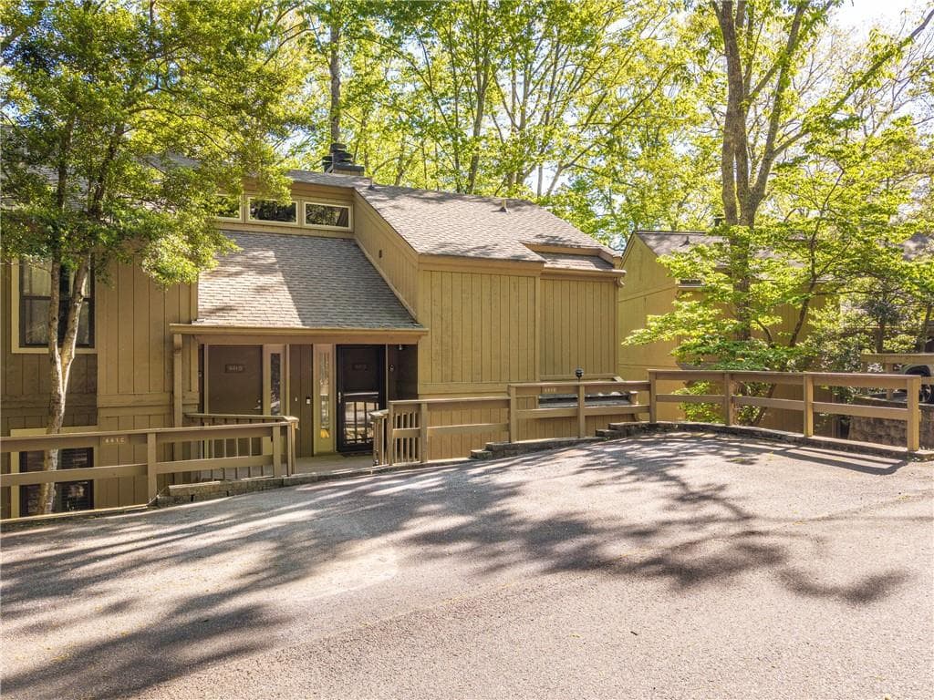 2 bedroom, 2 bathroom, 1,216 sq ft condominium for sale at 135 Chestnut Rise Trail 441C, Jasper, GA 30143 — photo 9