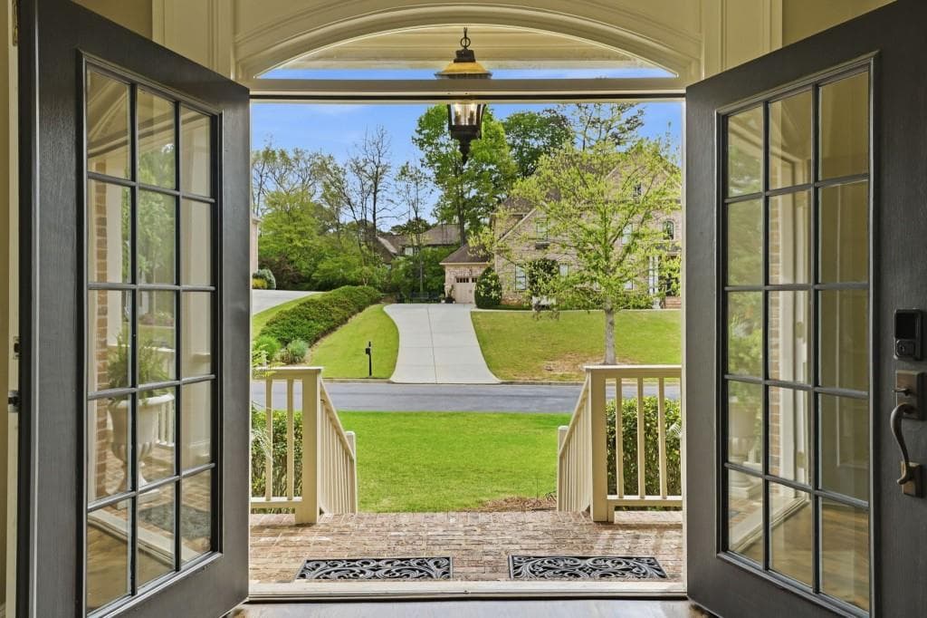 6 bedroom, 5 bathroom, 5,089 sq ft single family residence for sale at 2718 Henderson Summit, Tucker, GA 30084 — photo 8
