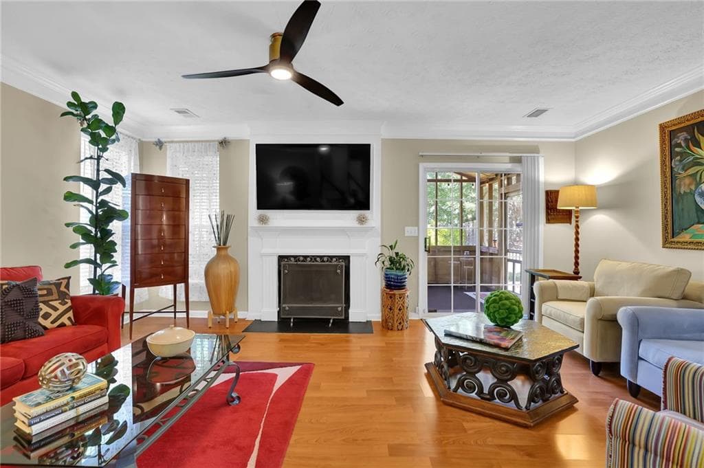 3 bedroom, 3 bathroom, 1,724 sq ft single family residence for sale at 4095 Beaver Oaks Drive, Duluth, GA 30096 — photo 8