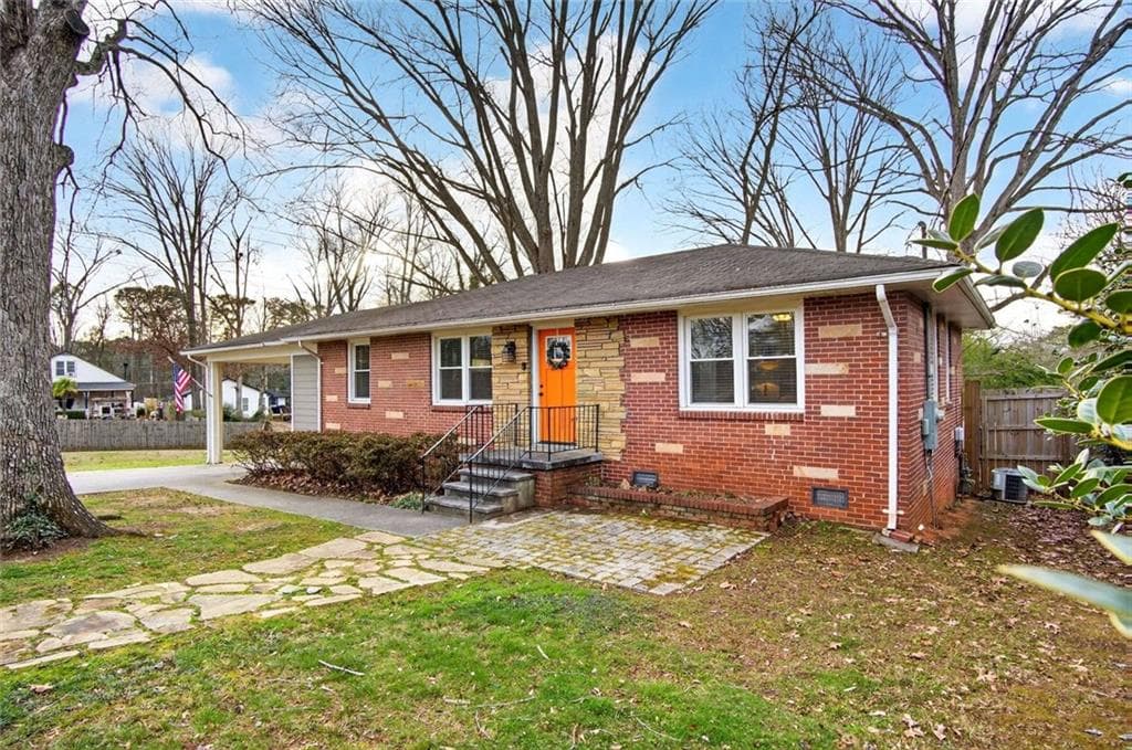 834 Alberson Court, Decatur, GA 30033 — most recent listing photo