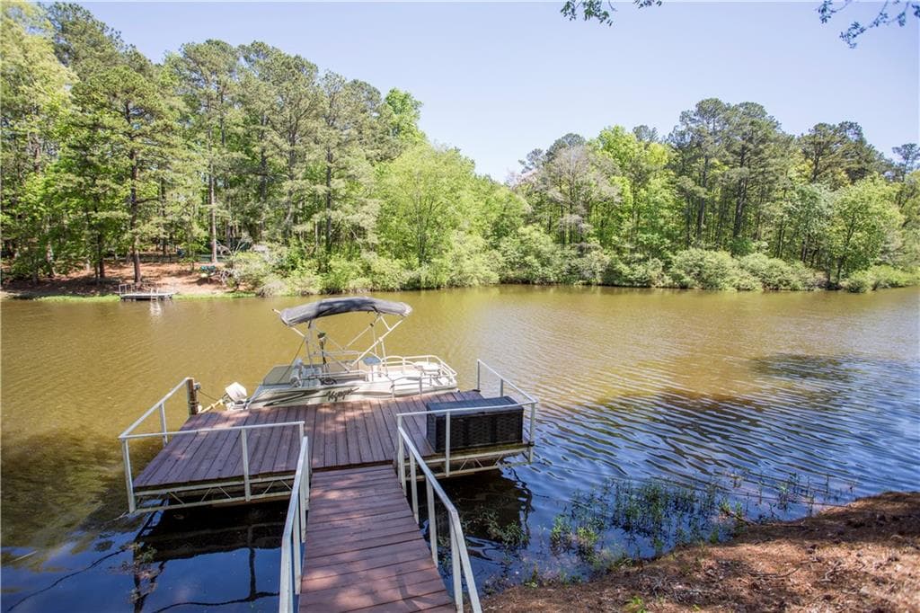 4 bedroom, 4 bathroom, 4,800 sq ft single family residence for sale at 31 Rocky Circle, White, GA 30184 — photo 7