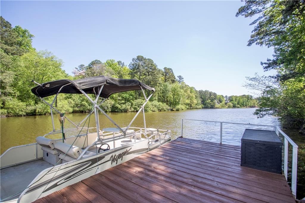 4 bedroom, 4 bathroom, 4,800 sq ft single family residence for sale at 31 Rocky Circle, White, GA 30184 — photo 6