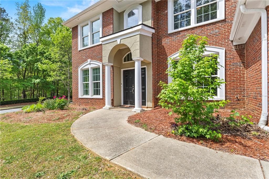 5 bedroom, 3 bathroom, 3,128 sq ft single family residence for sale at 3713 The Great Drive, Atlanta, GA 30349 — photo 4