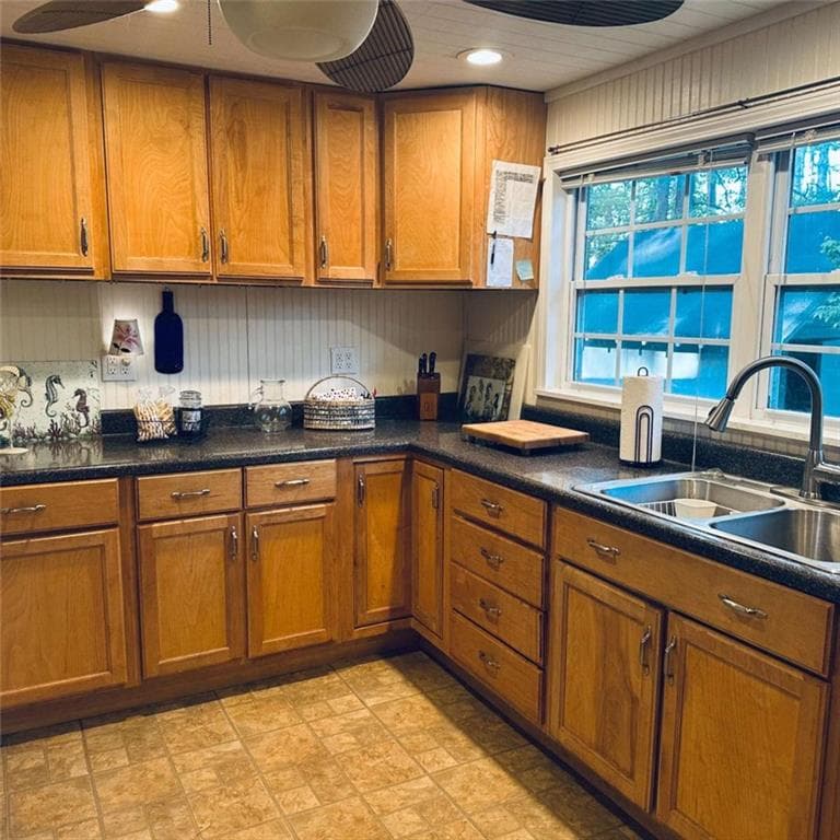 2 bedroom, 1 bathroom, 665 sq ft single family residence for sale at 5400 Kings Camp Road, Acworth, GA 30102 — photo 6