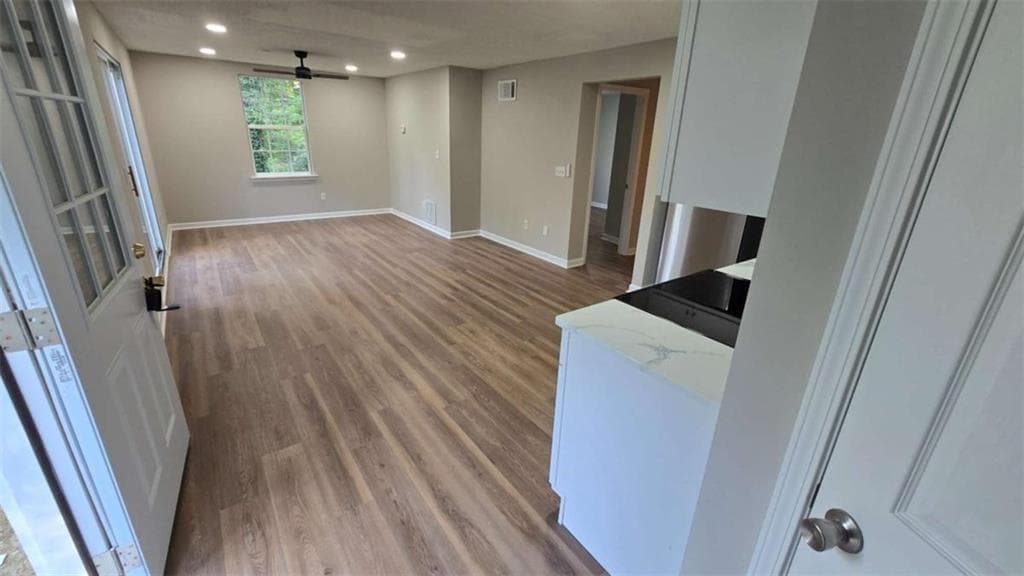 1 bedroom, 1 bathroom, 750 sq ft single family residence for rent at 3025 Mangum Drive B, Cumming, GA 30041 for $1,500 a month — photo 7