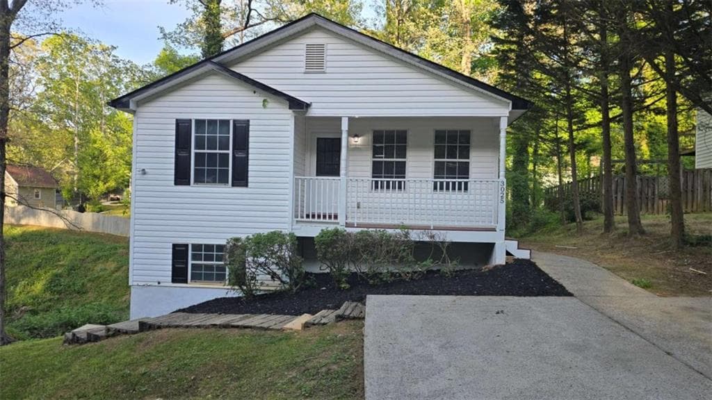 1 bedroom, 1 bathroom, 750 sq ft single family residence for rent at 3025 Mangum Drive B, Cumming, GA 30041 for $1,500 a month — photo 1 of 19