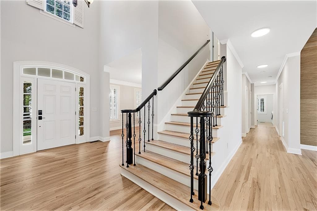 4 bedroom, 5 bathroom, 4,641 sq ft single family residence for sale at 2090 Lake Windward Drive, Alpharetta, GA 30005 — photo 7