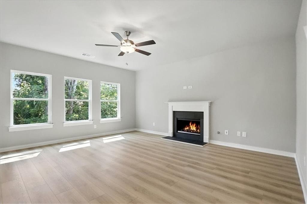 4 bedroom, 3 bathroom, 2,605 sq ft single family residence for sale at 4034 Links Boulevard, Jefferson, GA 30549 — photo 10