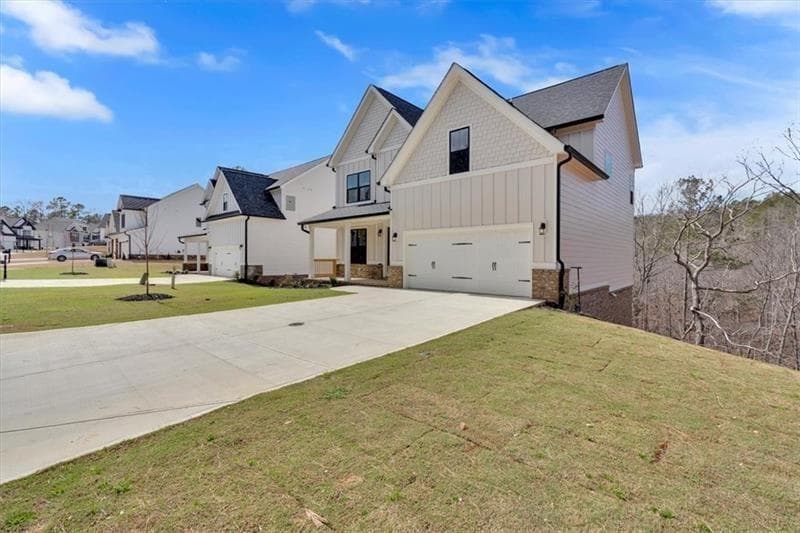 4 bedroom, 3 bathroom, 2,050 sq ft single family residence for sale at 29 Bridgestone Way, Cartersville, GA 30120 — photo 3
