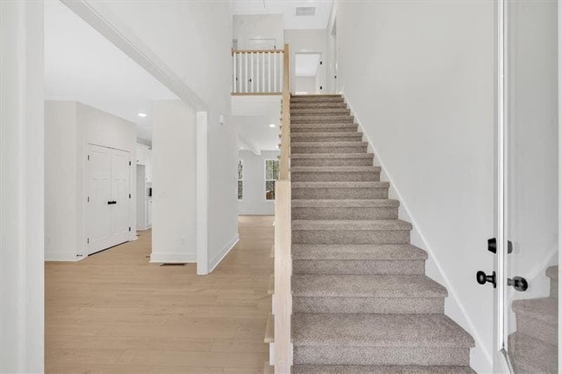 4 bedroom, 3 bathroom, 2,050 sq ft single family residence for sale at 29 Bridgestone Way, Cartersville, GA 30120 — photo 6