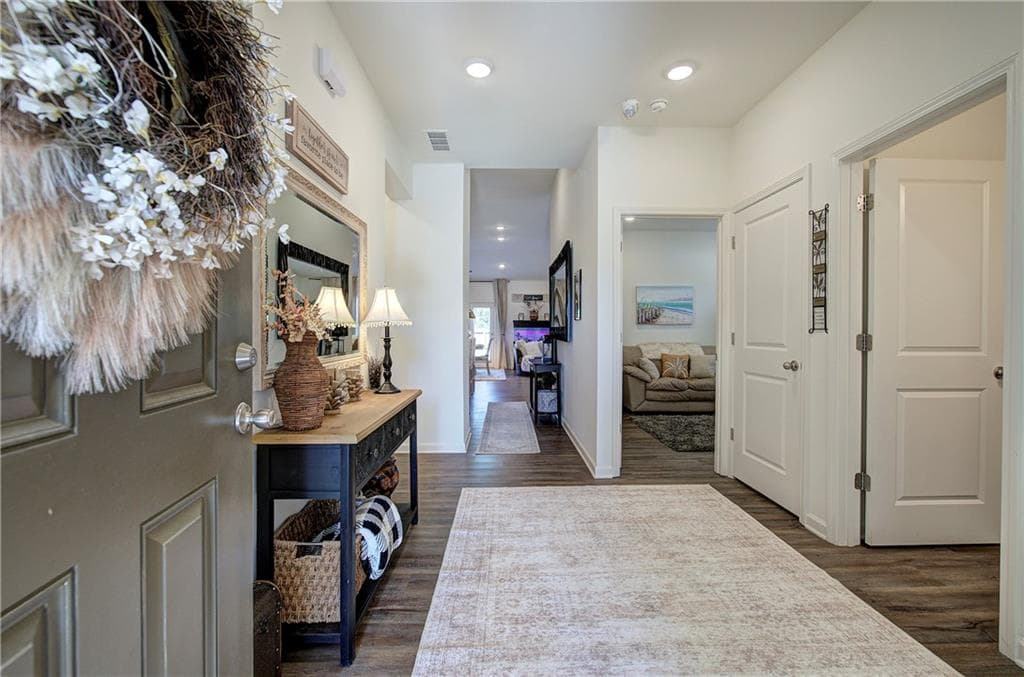 4 bedroom, 2 bathroom, 1,839 sq ft single family residence for sale at 102 Sorrento Drive, Cartersville, GA 30120 — photo 6