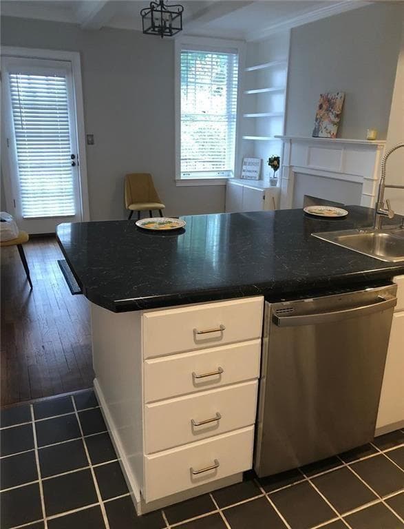 1 bedroom, 1 bathroom, 621 sq ft condominium for sale at 2840 PEACHTREE Road 306, Atlanta, GA 30305 — photo 6
