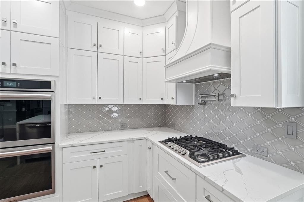 4 bedroom, 5 bathroom, 4,680 sq ft single family residence under contract at 1306 Benbrooke Lane, Acworth, GA 30101 — photo 5