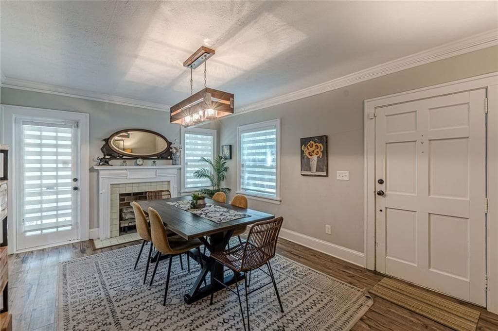 3 bedroom, 2 bathroom, 1,678 sq ft single family residence for sale at 1237 Winburn Drive, East Point, GA 30344 — photo 8